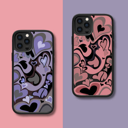 iPhone系列 【旋轉愛心】塗鴉彩繪系列防摔殼，共6色 黑邊TPU+鋁片二合一殼體 防摔、防塵、防刮花
